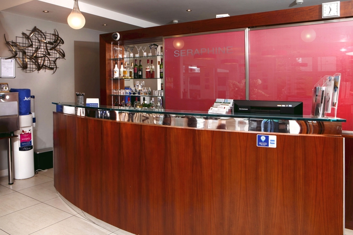 Imagen de los interiores del Hotel Seraphine Kensington Olympia. Foto 15