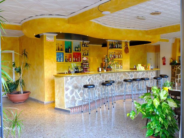 Imagen del bar/restaurante del Hotel Serawa Moraira. Foto 6