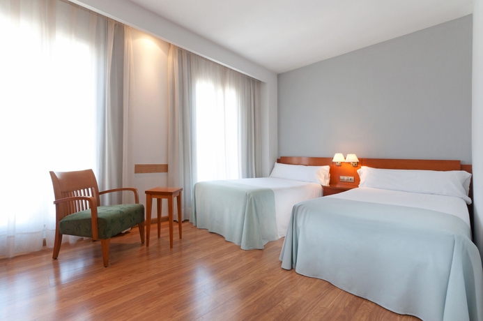 Imagen de la habitación del Hotel Sercotel Alcalá 611. Foto 2