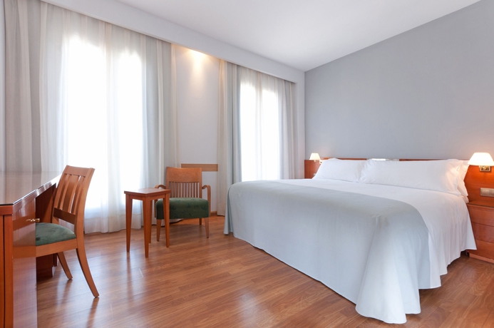 Imagen de la habitación del Hotel Sercotel Alcalá 611. Foto 4