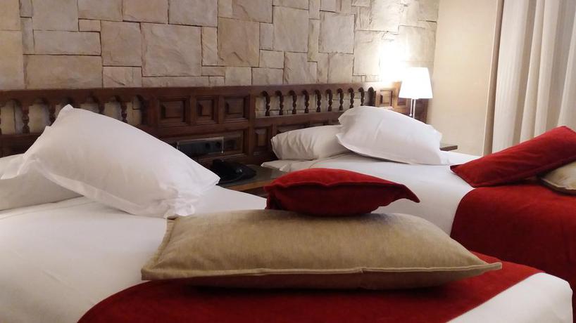 Imagen de la habitación del Hotel Sercotel Alfonso Vi. Foto 8