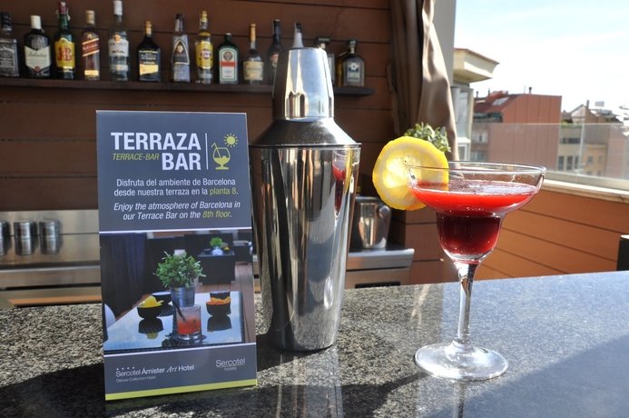 Imagen de la piscina del Hotel Sercotel Amister Art. Foto 7