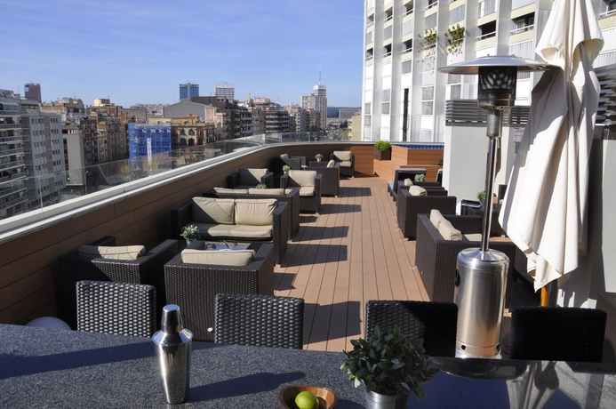 Imagen de los exteriores del Hotel Sercotel Amister Art. Foto 4