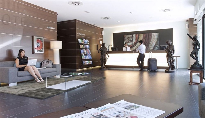 Imagen de los interiores del Hotel Sercotel Aura Algeciras. Foto 4