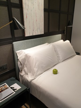 Imagen de la habitación del Hotel Sercotel Ayala Bilbao. Foto 11