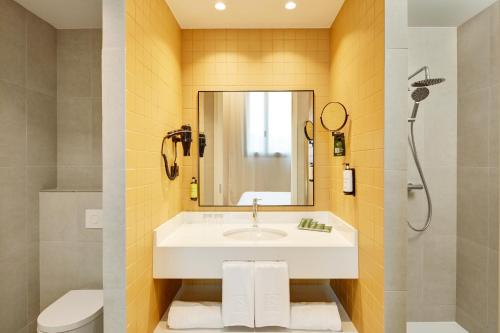 Imagen de la habitación del Hotel Sercotel Barcelona El Prat. Foto 8