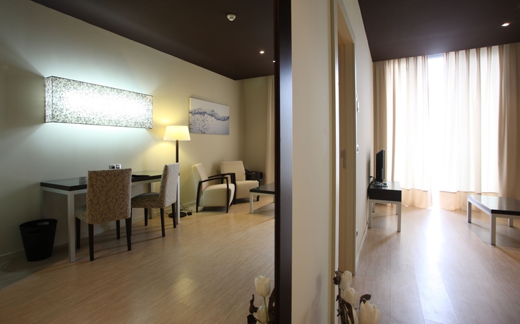 Imagen de los interiores del Hotel Sercotel Boulevard Vitoria. Foto 11