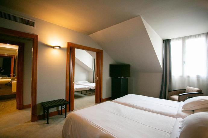 Imagen de la habitación del Hotel Sercotel Ciudad de Oviedo. Foto 5