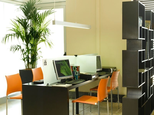 Imagen general del Hotel Sercotel Ciutat De Montcada. Foto 4