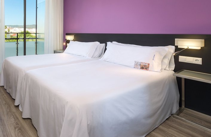 Imagen de la habitación del Hotel Sercotel Córdoba Medina Azahara. Foto 5