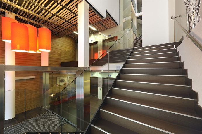 Imagen de los interiores del Hotel Sercotel Coliseo. Foto 8