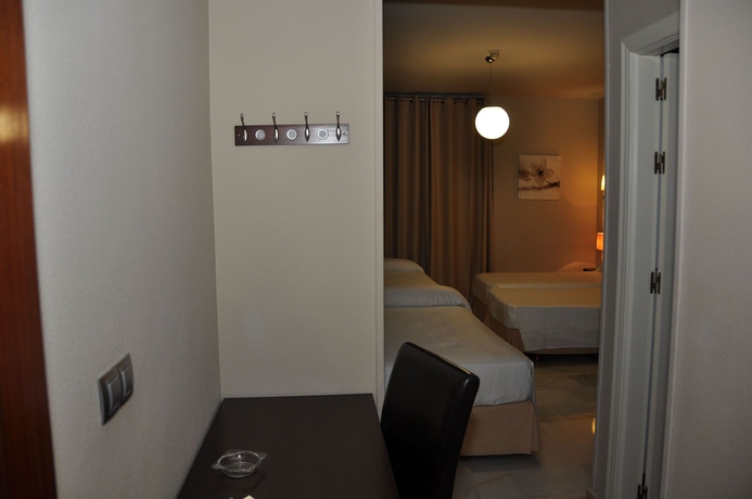 Imagen de la habitación del Hotel Sercotel Doña Carmela. Foto 5