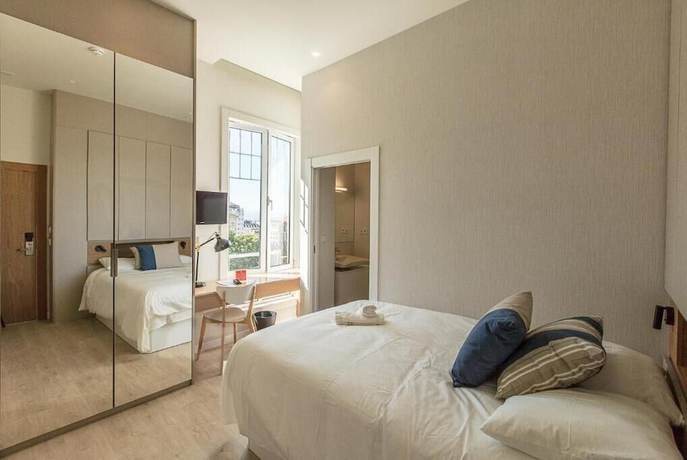 Imagen de la habitación del Hotel Sercotel El Balcón de la Bahía Suites. Foto 4