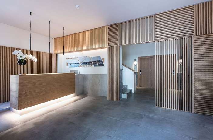 Imagen de los interiores del Hotel Sercotel El Balcón de la Bahía Suites. Foto 6