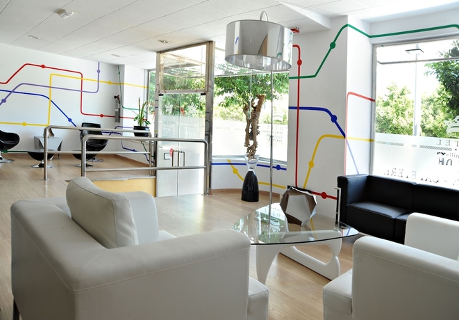 Imagen de los interiores del Hotel Sercotel Familia Conde. Foto 15