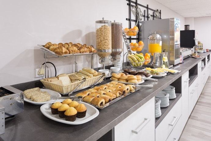 Imagen del bar/restaurante del Hotel Sercotel Familia Conde. Foto 3