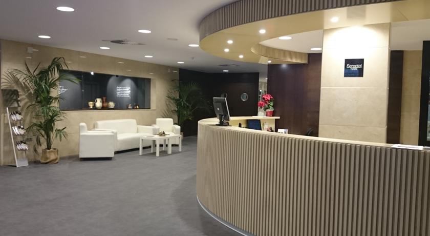 Imagen de los interiores del Hotel Sercotel Gran hotel Zurbarán. Foto 14