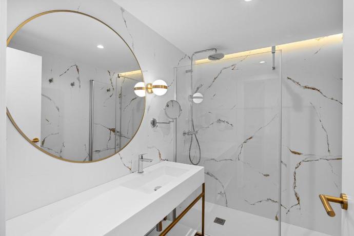 Imagen de la habitación del Hotel Sercotel HMO Martina. Foto 6