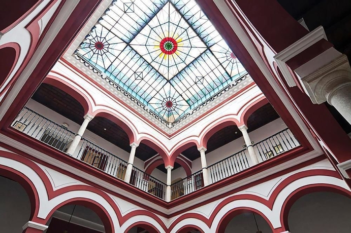 Imagen de los interiores del Hotel Sercotel Las Casas De Los Mercaderes. Foto 12