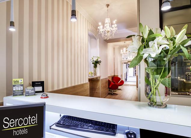 Imagen de los interiores del Hotel Sercotel Las Torres Salamanca. Foto 12