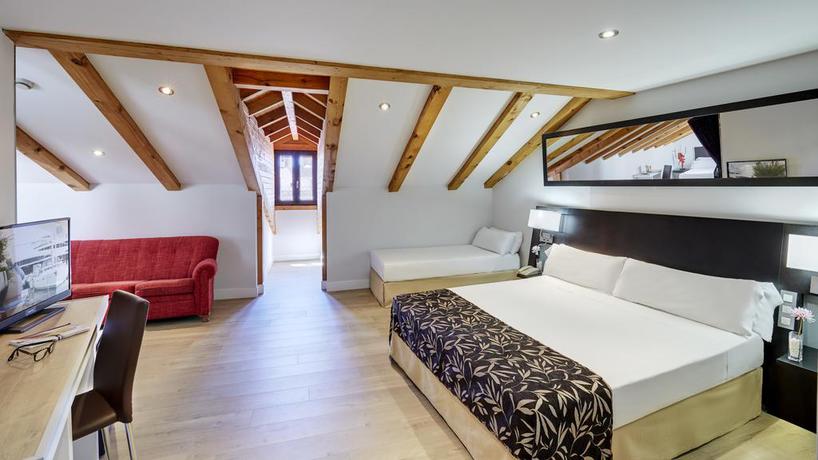 Imagen de la habitación del Hotel Sercotel Las Torres Salamanca. Foto 11