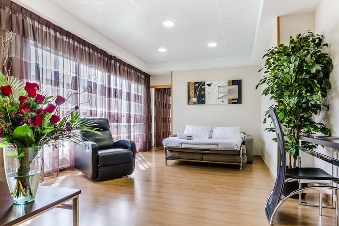 Imagen de la habitación del Hotel Sercotel Maya Alicante. Foto 5