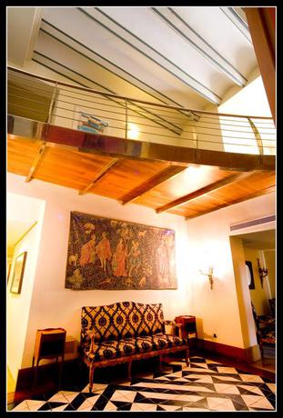 Imagen de los interiores del Hotel Sercotel Palacio De Tudemir. Foto 19