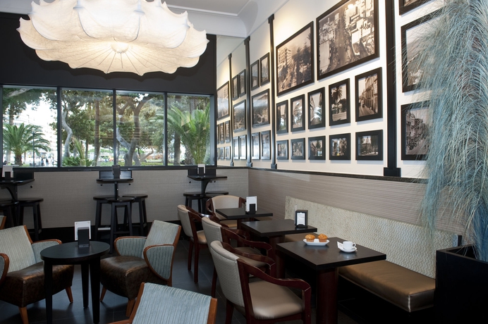 Imagen del bar/restaurante del Hotel Sercotel Parque. Foto 4