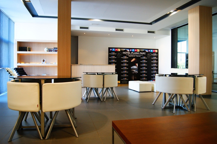 Imagen de los interiores del Hotel Sercotel Plana Parc. Foto 12