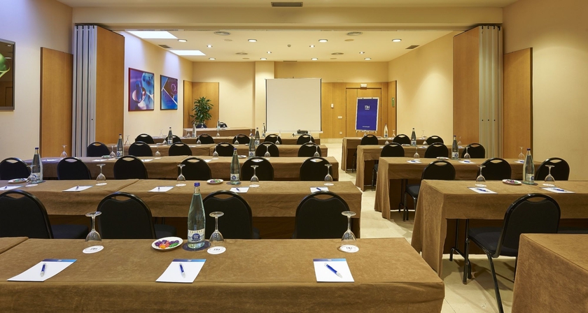 Imagen de los interiores del Hotel Sercotel Porta Barcelona. Foto 14