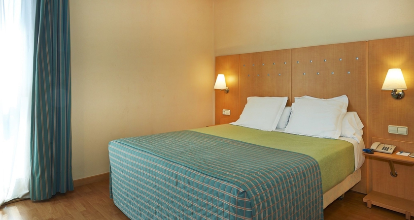 Imagen de la habitación del Hotel Sercotel Porta Barcelona. Foto 2