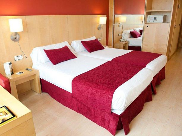 Imagen de la habitación del Hotel Sercotel Portales. Foto 4