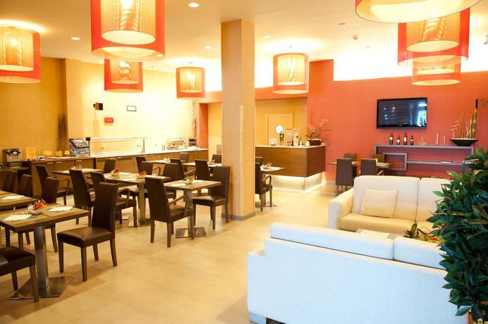 Imagen del bar/restaurante del Hotel Sercotel Portales. Foto 2