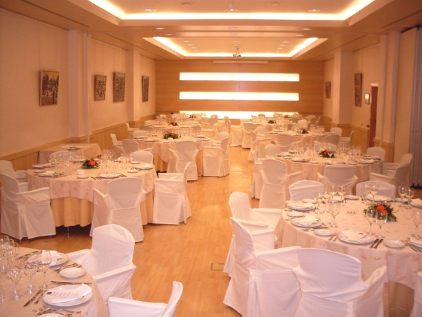 Imagen de los interiores del Hotel Sercotel Pozuelo. Foto 13