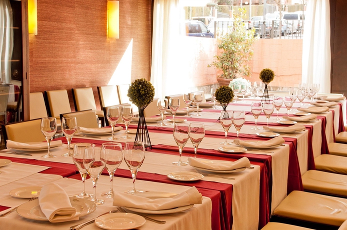 Imagen de los interiores del Hotel Sercotel Pozuelo. Foto 16