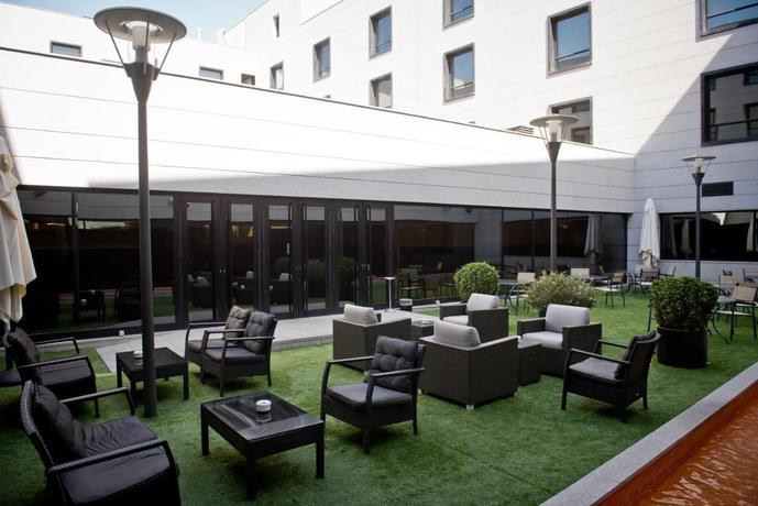 Imagen de los exteriores del Hotel Sercotel Princesa De Eboli. Foto 11