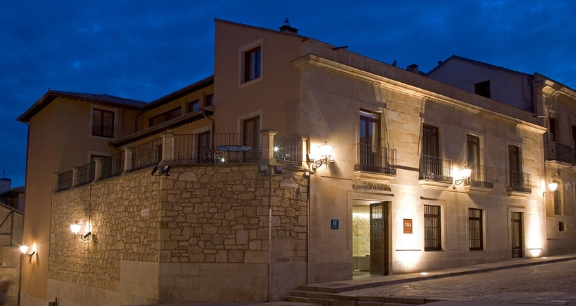 Imagen general del Hotel Sercotel Puerta De La Catedral. Foto 2