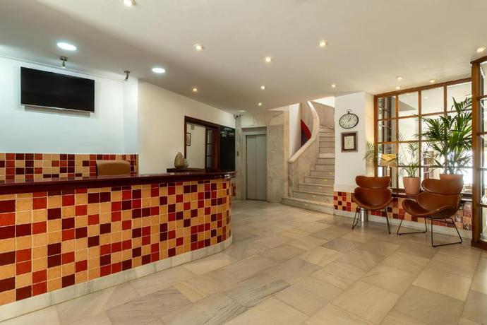 Imagen de los interiores del Hotel Sercotel Puerto de Santa Mar&iacute;a. Foto 10