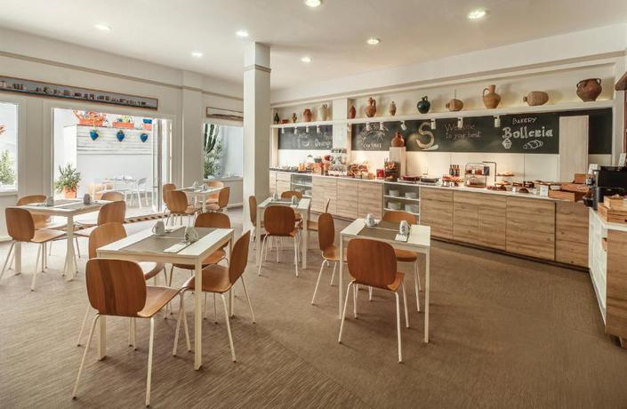 Imagen de los interiores del Hotel Sercotel Puerto de Santa Mar&iacute;a. Foto 13