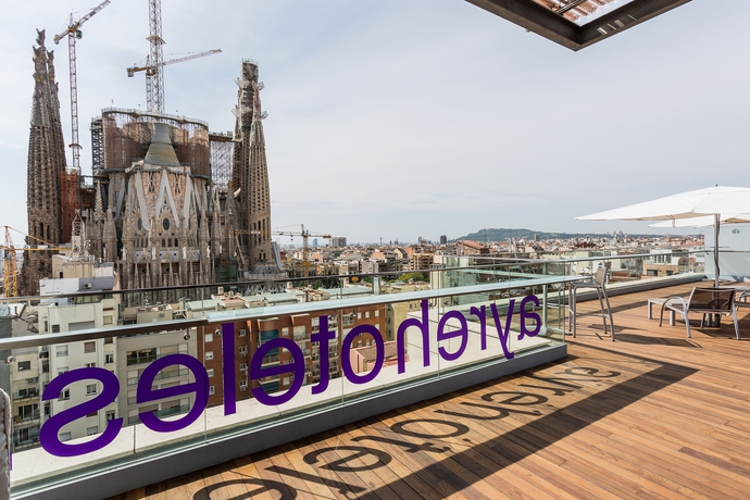 Imagen de los exteriores del Hotel Sercotel Rosellon. Foto 8