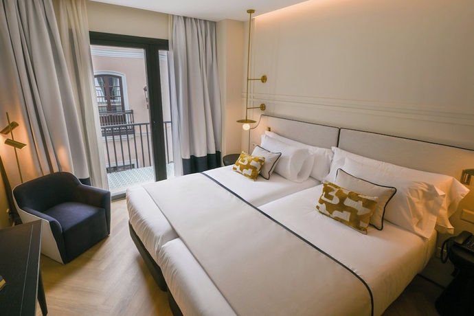 Imagen de la habitación del Hotel Sercotel Sevilla Don Luciano. Foto 6