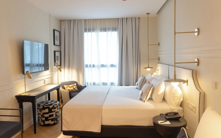 Imagen de la habitación del Hotel Sercotel Sevilla Don Luciano. Foto 9