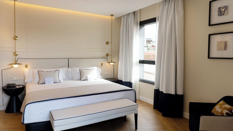 Imagen de la habitación del Hotel Sercotel Sevilla Don Luciano. Foto 12