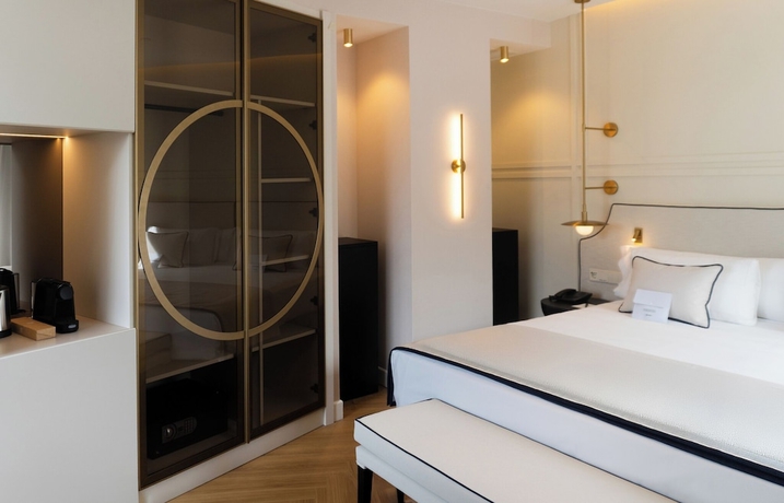 Imagen de la habitación del Hotel Sercotel Sevilla Don Luciano. Foto 15