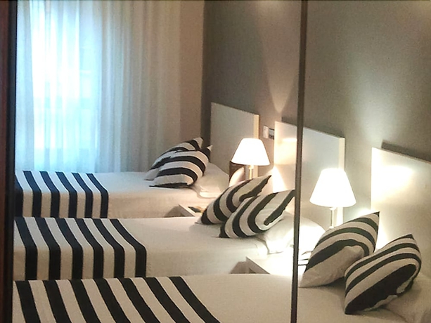 Imagen de la habitación del Hotel Sercotel Togumar. Foto 2