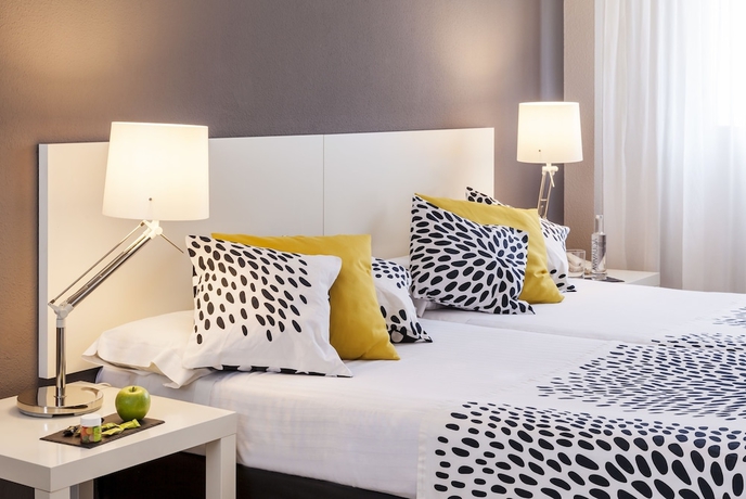 Imagen de la habitación del Hotel Sercotel Togumar. Foto 4