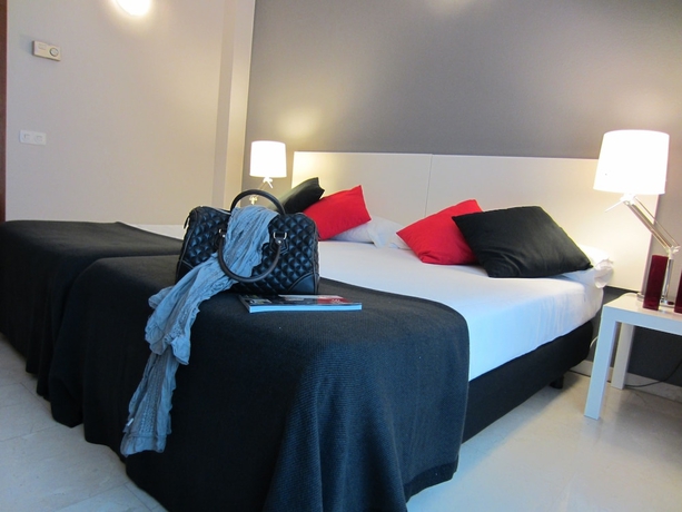 Imagen de la habitación del Hotel Sercotel Togumar. Foto 9