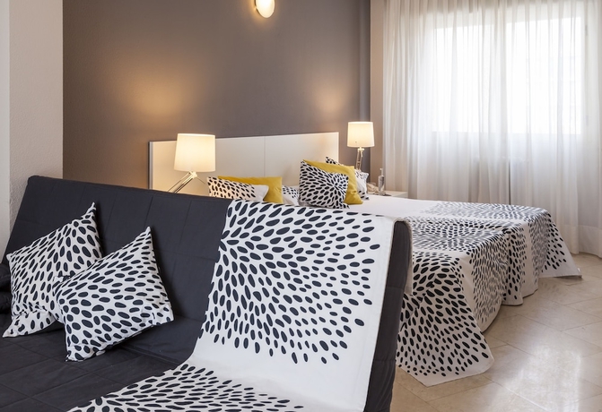 Imagen de la habitación del Hotel Sercotel Togumar. Foto 10