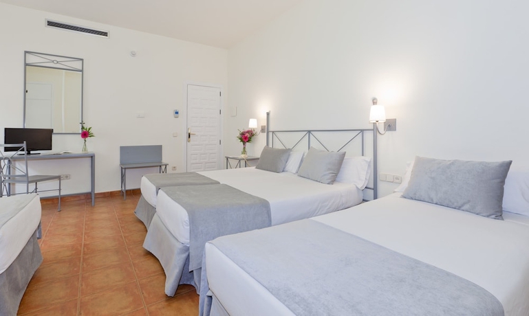 Imagen de la habitación del Hotel Sercotel Toledo Imperial. Foto 4