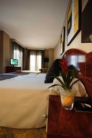 Imagen de la habitación del Hotel Sercotel Torico Plaza. Foto 3